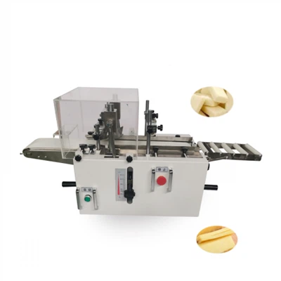 Rezanje kolačića od sira